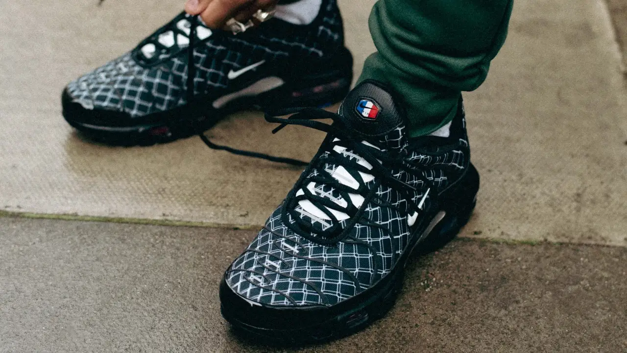 Nike TN France Black 2